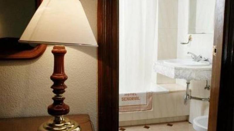 Senorial Hotel Madrid Exterior foto